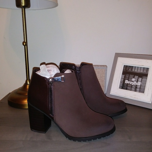 Brown leather and suede block heel booties - Picture 2 of 4